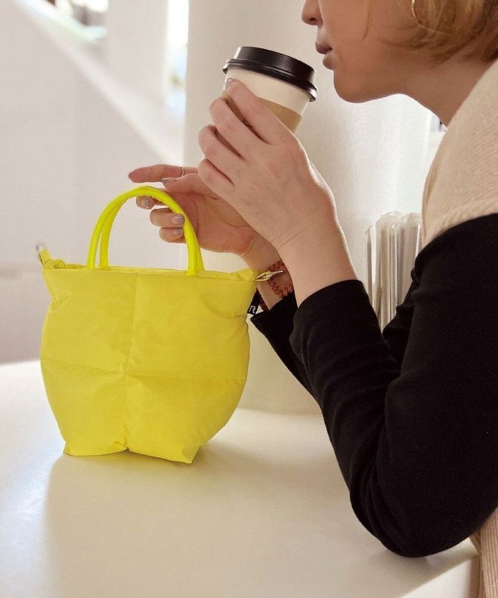 【ルートート/ROOTOTE】の1245【2way 軽量】FE.ベビールー.ルートートカロ-A インテリア・キッズ・メンズ・レディースファッション・服の通販 founy(ファニー) https://founy.com/ ファッション Fashion レディースファッション Fashion for Women バッグ Bags インナー Innerwear カメラ Camera Accessories キルティング Quilted, Quilting 軽量 Lightweight, Ultra Light ショルダー Shoulder, Shoulder Strap スタイリッシュ Stylish, Fashionable スマホ Smartphone, Mobile Device スマート Smart, Elegant フェザー Feather, Feather Detail ベビー Baby, Babywear ポケット Pocket, Pocket Detail 新作・新入荷 New Arrivals / New In |ID: prp329100004674630 ipo3291000000034293772