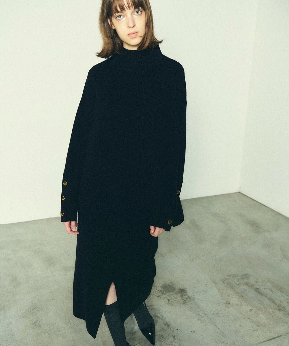 【グレース コンチネンタル/GRACE CONTINENTAL】のメリノウールニットトップ インテリア・キッズ・メンズ・レディースファッション・服の通販 founy(ファニー) ファッション Fashion レディースファッション Fashion for Women トップス・カットソー Cut & Sew Tops ニット Knit Tops & Sweaters シンプル Simple, Minimal セーター Sweater, Knitwear ハイネック High Neck, Mock Neck バランス Balance, Style Balance メタル Metal, Metal Parts リラックス Relax, Relaxed Fit ルーズ Loose, Oversized ワイド Wide, Wide Fit 定番 Standard, Basic Item A/W・秋冬 Autumn/Winter ブラック|ID: prp329100004674637 ipo3291000000034300772