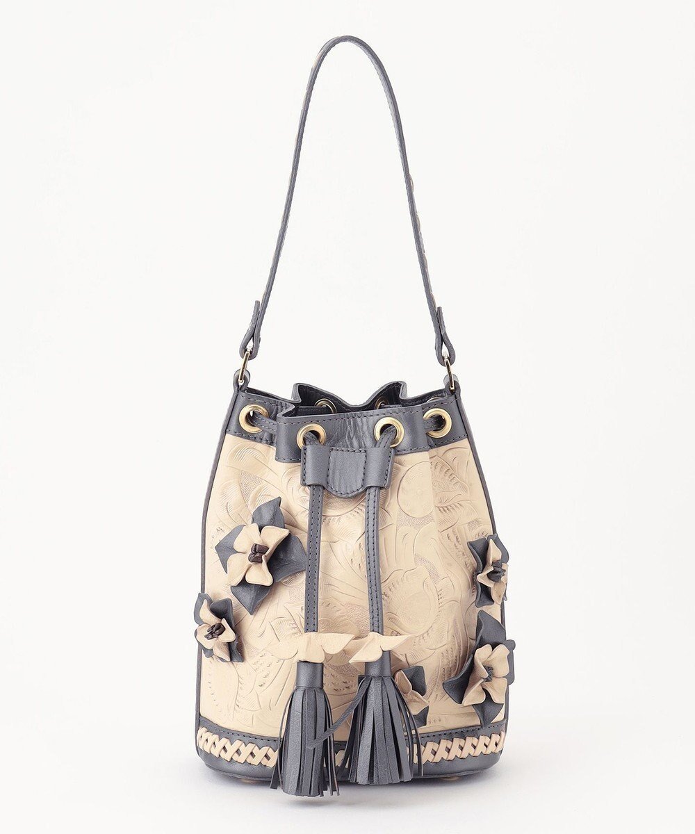 【グレース コンチネンタル/GRACE CONTINENTAL】のFlower Motif Bag インテリア・キッズ・メンズ・レディースファッション・服の通販 founy(ファニー) 　ファッション　Fashion　レディースファッション　Fashion for Women　バッグ　Bags　ヴィンテージ　Vintage Style　ストリング　String, Drawstring　タッセル　Tassel, Fringe　定番　Standard, Basic Item　バケツ　Bucket, Bucket Style　フラワー　Flower, Floral　モダン　Modern, Contemporary　モチーフ　Motif, Design Theme　ブラック|ID: prp329100004674746 ipo3291000000034302087