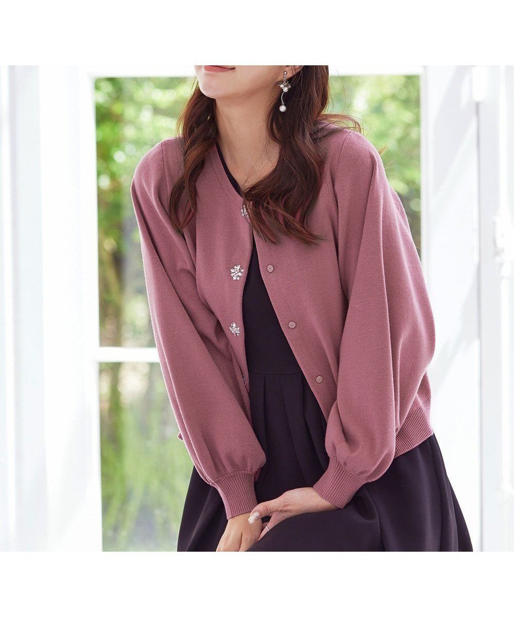 【ティアクラッセ/Tiaclasse】の【洗える】ビジューニットカーディガン インテリア・キッズ・メンズ・レディースファッション・服の通販 founy(ファニー) ファッション Fashion レディースファッション Fashion for Women トップス・カットソー Cut & Sew Tops ニット Knit Tops & Sweaters カーディガン・羽織り Layered Style Cardigans カーディガン Cardigan, Knitwear チュニック Tunic, Long Top フロント Front, Front Design ブラウジング Blouson Silhouette, Cinched Waist ボトム Bottoms, Lower Wear ポケット Pocket, Pocket Detail 再入荷 Restock / Back in Stock 冬 Winter / This Winter 新作・新入荷 New Arrivals / New In 春 Spring 洗える Machine Washable 秋 Autumn A/W・秋冬 Autumn/Winter ピンク|ID: prp329100004674781 ipo3291000000034201195