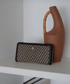 【イアクッチ/IACUCCI】のモノグランマ ロングウォレット JACQUARD/RUGA 人気、トレンドファッション・服の通販 founy(ファニー) ファッション Fashion レディースファッション Fashion for Women ミニ財布・二つ折り財布 Wallets & Card Cases グラフィック Graphic, Graphic Design コイン Coin, Coin Design シンプル Simple, Minimal ジャカード／ジャガード Jacquard, Woven Pattern 財布 Wallet, Purse ポケット Pocket, Pocket Detail モダン Modern, Contemporary ラウンド Round, Round Neck おすすめ Recommended / Our Picks ギフト プレゼント Gift / Present thumbnail ブラック|ID: prp329100004674850 ipo3291000000033783062