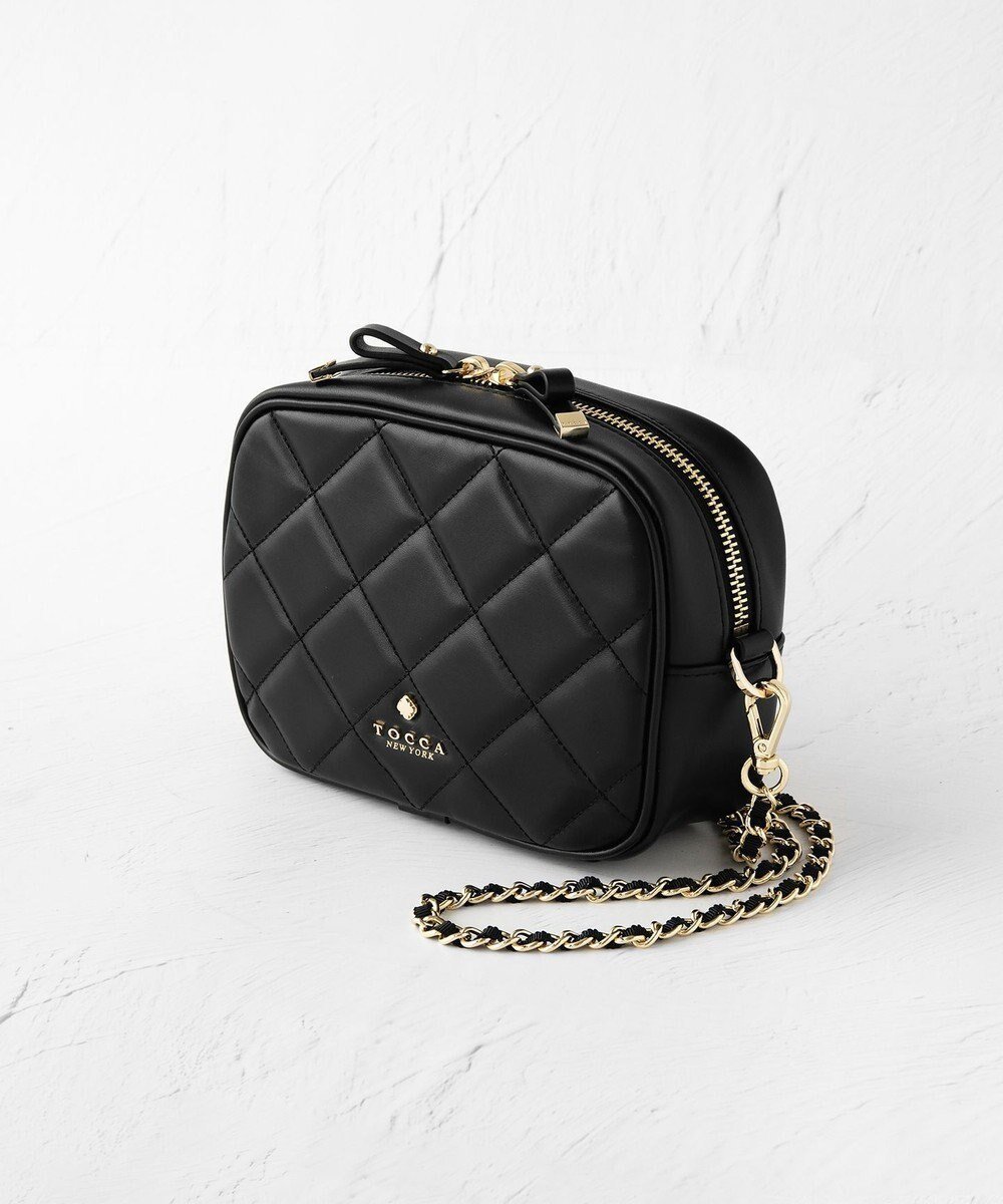 【トッカ/TOCCA】のPILA CAMERA BAG ショルダーバッグ インテリア・キッズ・メンズ・レディースファッション・服の通販 founy(ファニー) 　ファッション　Fashion　レディースファッション　Fashion for Women　バッグ　Bags　おすすめ　Recommended / Our Picks　エレガント 上品　Elegant　カメラ　Camera Accessories　キルト　Quilt, Quilted Fabric　クラシカル　Classical, Vintage-Inspired　ショルダー　Shoulder, Shoulder Strap　チェーン　Chain, Chain Strap　トレンド　Trend, Trending Now　フラット　Flat, Flat Shoes　ポケット　Pocket, Pocket Detail　リュクス　Luxury, Elegant, High-End, Chic　ロマンティック　Romantic, Feminine Style　財布　Wallet, Purse　ブラック系|ID: prp329100004674865 ipo3291000000034301725