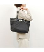 【アンビリオン/UNBILLION】の【テレビ ドラマ着用アイテム】ペルケ perche / ナイロン牛革ヒネリ金具トートバッグ ブラック|ID: prp329100004674934 ipo3291000000034302721