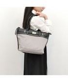 【アンビリオン/UNBILLION】の【テレビ ドラマ着用アイテム】ペルケ perche / ナイロン牛革ヒネリ金具トートバッグ ライトグレー|ID: prp329100004674934 ipo3291000000034302727