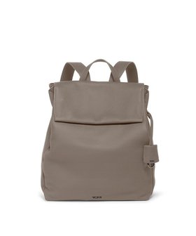 【トゥミ/TUMI】のリュック レディス GEORGICA 「キンベル」バックパック 人気、トレンドファッション・服の通販 founy(ファニー) ファッション Fashion レディースファッション Fashion for Women バッグ Bags アクセサリー Fashion Accessories エレガント 上品 Elegant コレクション Collection, Seasonal Line 雑誌 Magazine, Fashion Magazine チャーム Charm, Pendant トラベル Travel, Travel Gear ドレープ Drape, Draping Fabric なめらか Smooth, Silky Texture フラップ Flap, Flap Pocket ポケット Pocket, Pocket Detail マグネット Magnet, Magnetic Closure ラップ Wrap, Wrap Design リュック Backpack, Rucksack ループ Loop, Loop Knit ビジネス 仕事 通勤 Business / Work / Commuting |ID:prp329100004674940