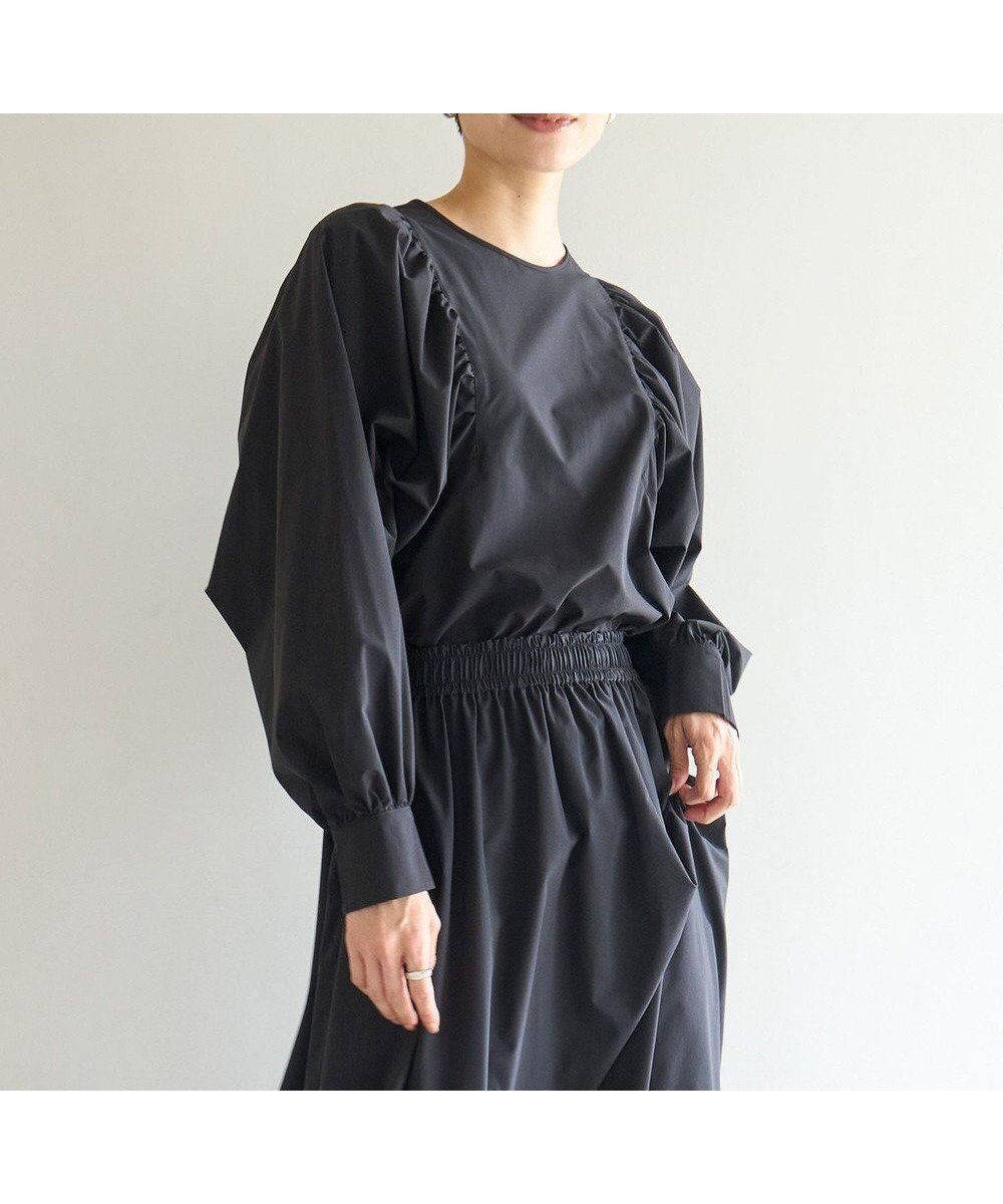 【アンフィーロ 自由区/UNFILO】の【撥水/軽量/ストレッチ】MOVE TEX ボリュームスリーブブラウス インテリア・キッズ・メンズ・レディースファッション・服の通販 founy(ファニー) ファッション Fashion レディースファッション Fashion for Women トップス・カットソー Cut & Sew Tops シャツ・ブラウス・オフィスカジュアル Elegant Blouses & Button-Ups ボリューム袖・フリルスリーブブラウス Voluminous & Ruffle Sleeves / Puffy Sleeve Tops アウトドア Outdoor Clothing カフス Cuff Design ギャザー Gathered, Ruffled 軽量 Lightweight, Ultra Light シャーリング Shirring, Ruched ストレッチ Stretch, Stretchy Fabric スリーブ Sleeve, Long Sleeve / Short Sleeve タフタ Taffeta, Structured Fabric ノースリーブ Sleeveless, No-Sleeve 人気 Popular, Best Seller バルーン Balloon, Balloon Silhouette ボトム Bottoms, Lower Wear ポケット Pocket, Pocket Detail ロング Long, Long-Length A/W・秋冬 Autumn/Winter ブラック|ID: prp329100004674943 ipo3291000000034366013
