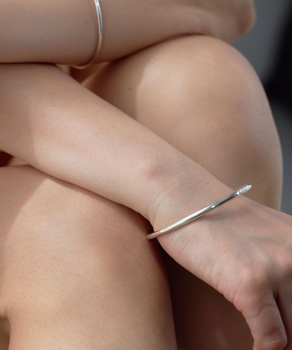 【ヨア/yoaa】のシルバー925 LOVEバングル インテリア・キッズ・メンズ・レディースファッション・服の通販 founy(ファニー) ファッション Fashion レディースファッション Fashion for Women ジュエリー Jewelry チェーン&カフブレスレット Cuff & Chain Bracelets バングル・カフブレスレット Bangles & Cuff Bracelets アクセサリー Fashion Accessories シルバー Silver, Metallic Silver ジュエリー Jewelry, Accessories なめらか Smooth, Silky Texture ネックレス Necklace, Pendant Necklace バングル Bangle, Bracelet ブレスレット Bracelet, Wristband おすすめ Recommended / Our Picks 日本製 Made In Japan シルバー925|ID: prp329100004674977 ipo3291000000034303357