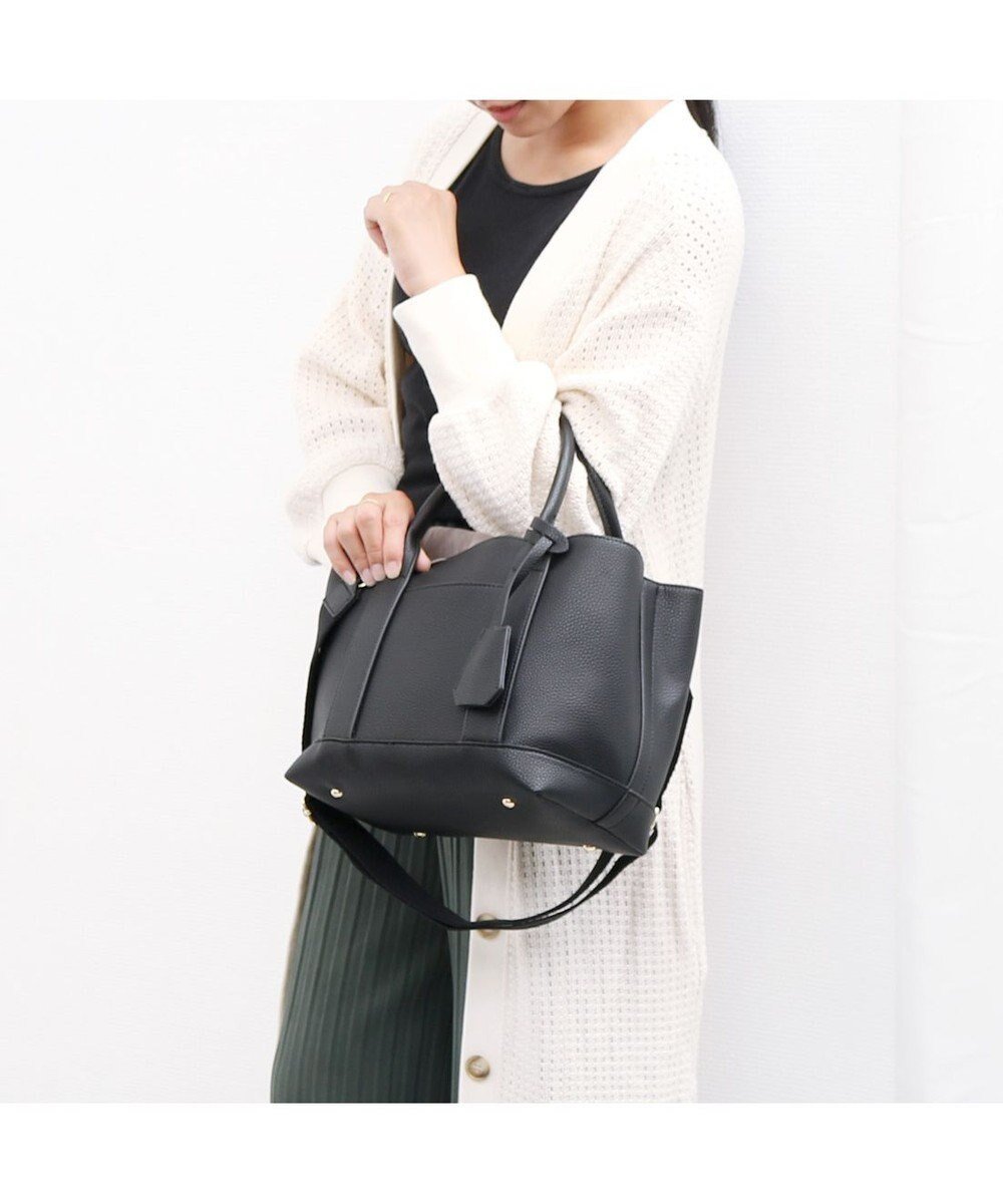 【アンビリオン/UNBILLION】の【テレビ ドラマ着用アイテム】cachecache ショルダー付きパーテーション合成皮革トート インテリア・キッズ・メンズ・レディースファッション・服の通販 founy(ファニー) 　ファッション　Fashion　レディースファッション　Fashion for Women　バッグ　Bags　カラフル　Colorful Design　ショルダー　Shoulder, Shoulder Strap　シンプル　Simple, Minimal　財布　Wallet, Purse　ハンド　Hand, Handmade　フェイクレザー　Faux Leather, PU Leather　フラップ　Flap, Flap Pocket　ベーシック　Basic, Essential　ポーチ　Pouch, Small Case　ミックス　Mix, Mixed Style　モチーフ　Motif, Design Theme　再入荷　Restock / Back in Stock　ブラック|ID: prp329100004674988 ipo3291000000034303452