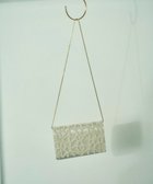 【グレース コンチネンタル/GRACE CONTINENTAL】のパールフラワークラッチバッグ ベージュ|ID: prp329100004675006 ipo3291000000034303652