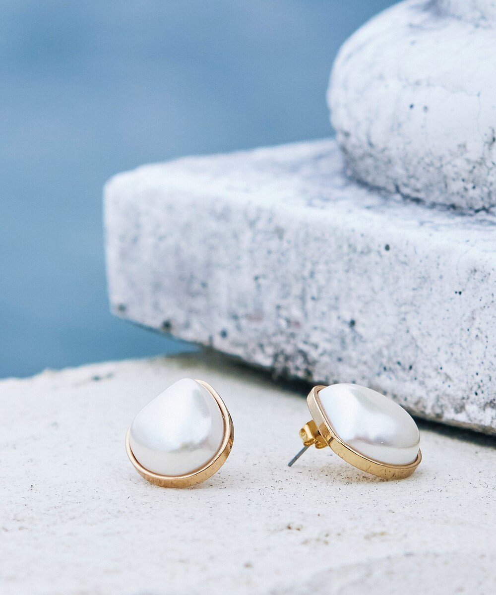 【ティアクラッセ/Tiaclasse】の縁ありパールピアス 人気、トレンドファッション・服の通販 founy(ファニー) ファッション Fashion レディースファッション Fashion for Women アクセサリー Fashion Accessories チュニック Tunic, Long Top パール Pearl, Pearl Accent フレーム Frame, Outline エレガント 上品 Elegant 再入荷 Restock / Back in Stock 新作・新入荷 New Arrivals / New In 結婚式 Wedding other-1|ID: prp329100004675199 ipo3291000000034305979