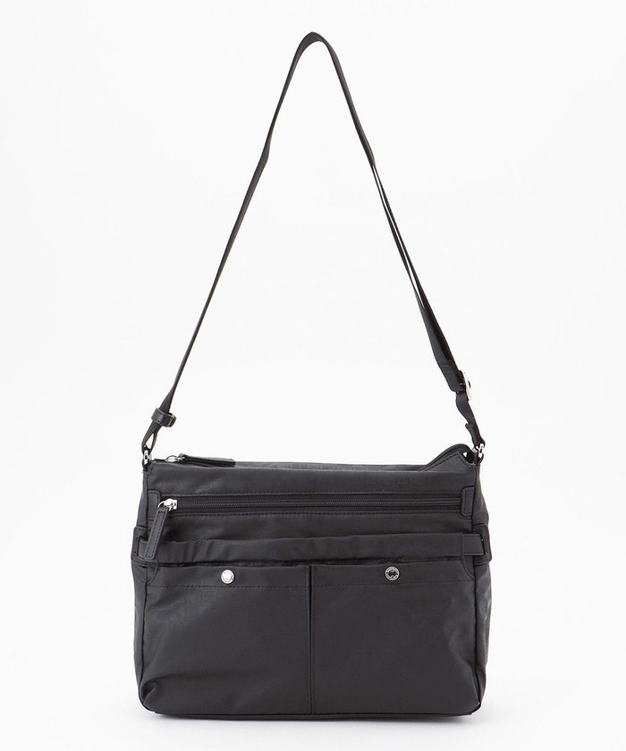 【ラ バガジェリー/LA BAGAGERIE】のモノグラム スクエアナイロンショルダー Mサイズ インテリア・キッズ・メンズ・レディースファッション・服の通販 founy(ファニー) https://founy.com/ ファッション Fashion レディースファッション Fashion for Women コーティング Coating, Coated Finish シンプル Simple, Minimal スマート Smart, Elegant プリント Print, Printed Pattern ポケット Pocket, Pocket Detail マグネット Magnet, Magnetic Closure 定番 Standard, Basic Item 軽量 Lightweight, Ultra Light |ID: prp329100004675296 ipo3291000000034306992