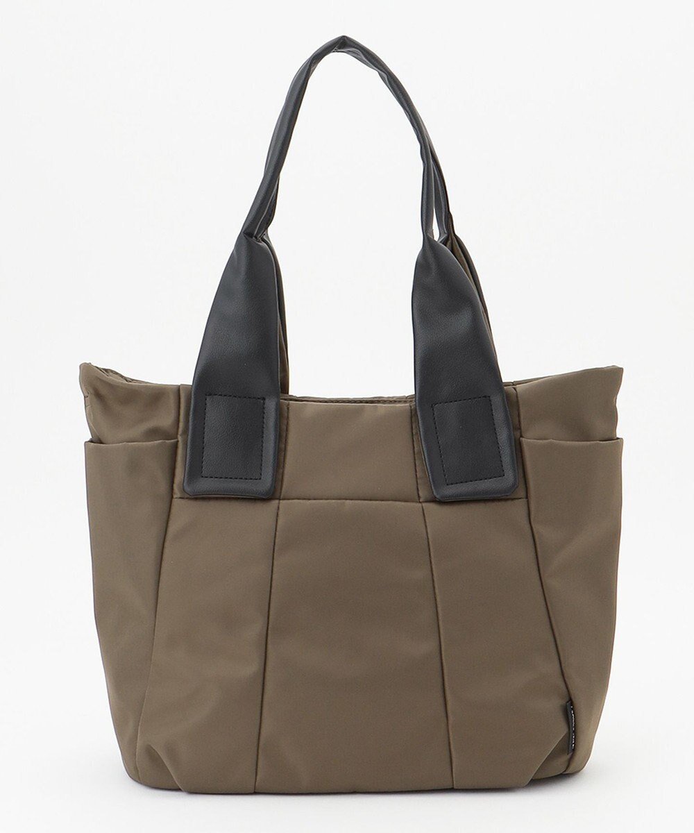 【イザック/Y'SACCS】の【Y SACCS vous et】ナイロンキリカエ2WAYトート Mサイズ インテリア・キッズ・メンズ・レディースファッション・服の通販 founy(ファニー) ファッション Fashion レディースファッション Fashion for Women バッグ Bags スマート Smart, Elegant ポケット Pocket, Pocket Detail ワイド Wide, Wide Fit エレガント 上品 Elegant 切替 Switching, Contrast Panel グレー|ID: prp329100004675347 ipo3291000000034305842