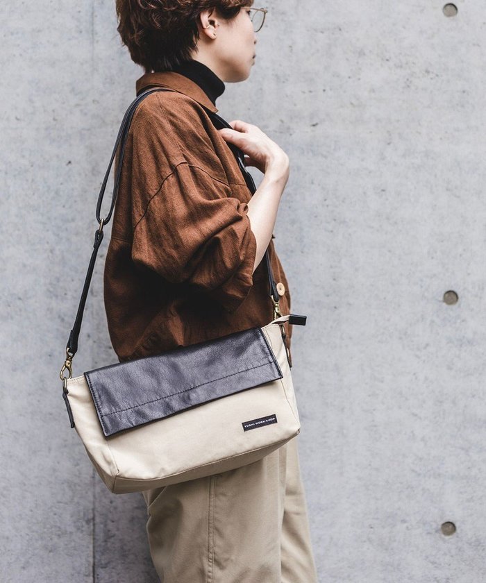 【ユーシ/YUSHI】のEVER - FLAP SHOULDER ナイロン 本革 かぶせショルダーバッグ インテリア・キッズ・メンズ・レディースファッション・服の通販 founy(ファニー) https://founy.com/ ファッション Fashion レディースファッション Fashion for Women バッグ Bags エレガント 上品 Elegant ショルダー Shoulder, Shoulder Strap スクエア Square, Square Shape トレンド Trend, Trending Now フィット Fit, Slim Fit フォルム Silhouette, Form モダン Modern, Contemporary 日本製 Made In Japan |ID: prp329100004675367 ipo3291000000034315196