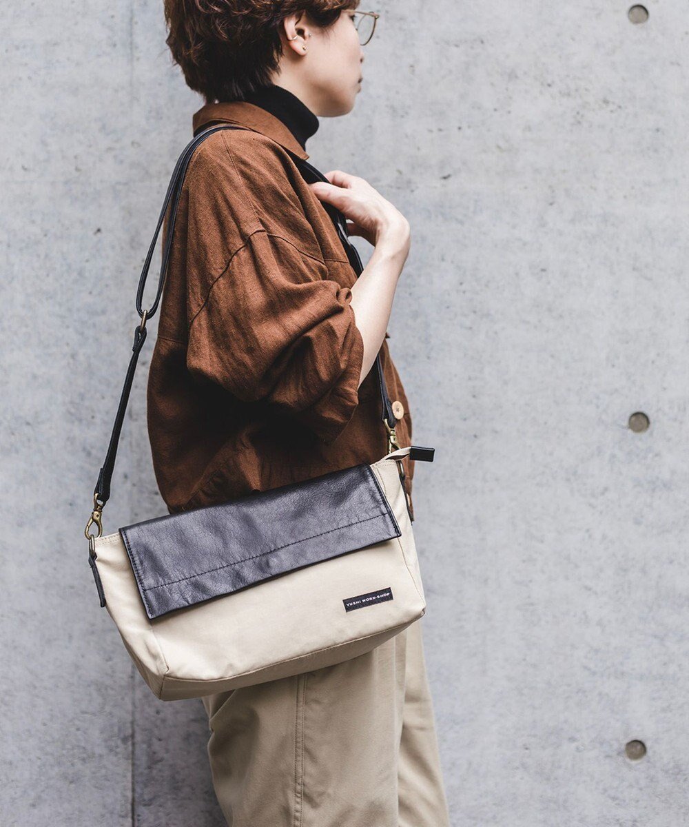 【ユーシ/YUSHI】のEVER - FLAP SHOULDER ナイロン 本革 かぶせショルダーバッグ 人気、トレンドファッション・服の通販 founy(ファニー) 　ファッション　Fashion　レディースファッション　Fashion for Women　バッグ　Bags　エレガント 上品　Elegant　ショルダー　Shoulder, Shoulder Strap　スクエア　Square, Square Shape　トレンド　Trend, Trending Now　フィット　Fit, Slim Fit　フォルム　Silhouette, Form　モダン　Modern, Contemporary　日本製　Made In Japan　 other-1|ID: prp329100004675367 ipo3291000000034315196