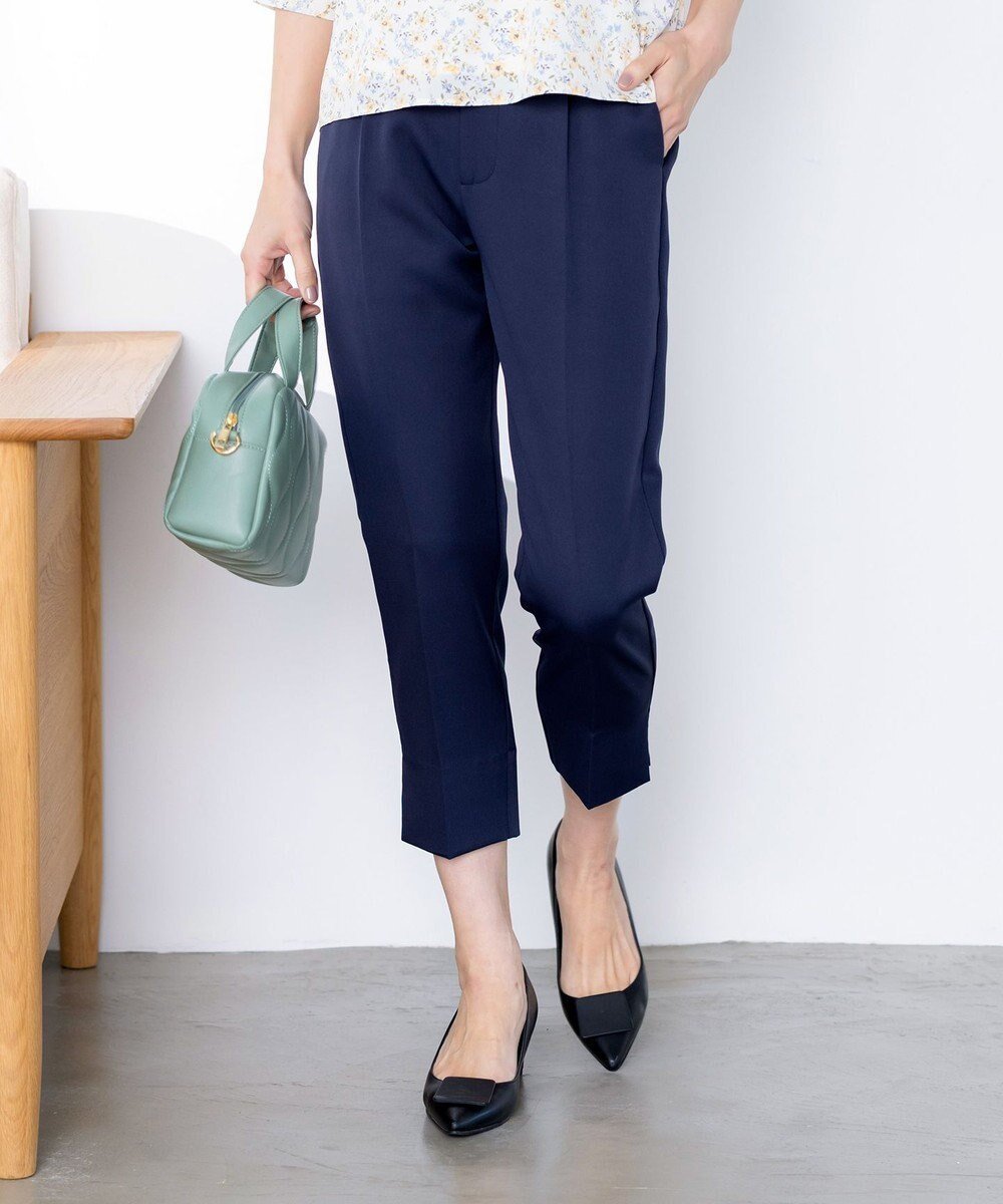 【ティアクラッセ/Tiaclasse】の【洗える】スリットテーパードパンツ インテリア・キッズ・メンズ・レディースファッション・服の通販 founy(ファニー) 　ファッション　Fashion　レディースファッション　Fashion for Women　パンツ　Pants & Trousers　ウォッシャブル　Machine Washable　春　Spring　洗える　Machine Washable　秋　Autumn　ストレッチ　Stretch, Stretchy Fabric　スリット　Slit, Slit Detail　センター　Center, Center Line　ダブル　Double, Double-Breasted　チュニック　Tunic, Long Top　テーパード　Tapered, Tapered Pants　ポケット　Pocket, Pocket Detail　無地　Plain, Solid Color　楽ちん　Easy Fit, Comfortable　S/S・春夏　SS, Spring/Summer, Warm Season　再入荷　Restock / Back in Stock　夏　Summer　旅行　Travel　エレガント 上品　Elegant　新作・新入荷　New Arrivals / New In　ビジネス 仕事 通勤　Business / Work / Commuting　ネイビー|ID: prp329100004675417 ipo3291000000034696297