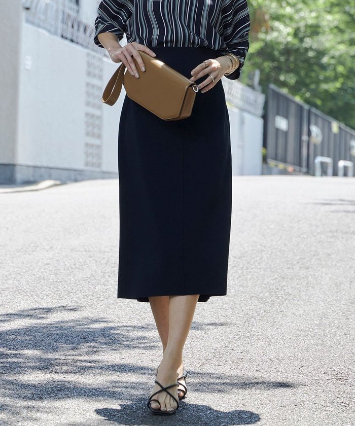 【アイシービー/iCB】の【洗える】 シンセティックハイゲージ ニットスカート インテリア・キッズ・メンズ・レディースファッション・服の通販 founy(ファニー) https://founy.com/ ファッション Fashion レディースファッション Fashion for Women スカート Skirts 春 Spring 洗える Machine Washable カーディガン Cardigan, Knitwear コンパクト Compact, Small Size ストレッチ Stretch, Stretchy Fabric タイトスカート Pencil Skirt, Tight Skirt 半袖 Short Sleeve, Half Sleeve ロング Long, Long-Length S/S・春夏 SS, Spring/Summer, Warm Season 夏 Summer 2023春夏・S/S Spring/Summer 2023 SS23 2023年 2023 エレガント 上品 Elegant |ID: prp329100004675428 ipo3291000000034191081