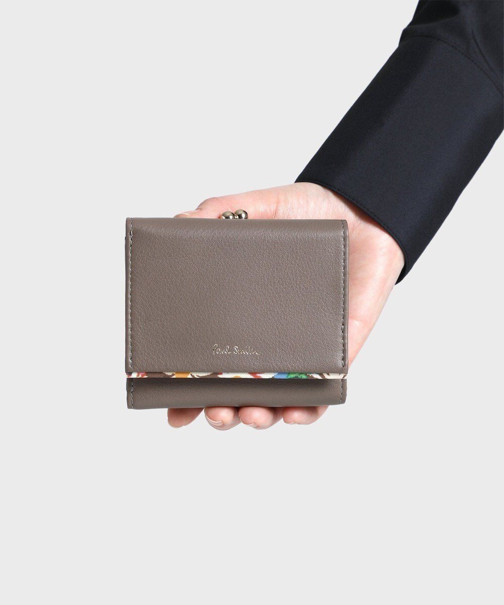 【ポール スミス/Paul Smith】のマーガレットプリントトリム 3つ折り財布 人気、トレンドファッション・服の通販 founy(ファニー) 　ファッション　Fashion　レディースファッション　Fashion for Women　ミニ財布・二つ折り財布　Wallets & Card Cases　シンプル　Simple, Minimal　プリント　Print, Printed Pattern　マーガレット　Marguerite, Daisy Pattern　財布　Wallet, Purse　 other-1|ID: prp329100004675435 ipo3291000000033785260