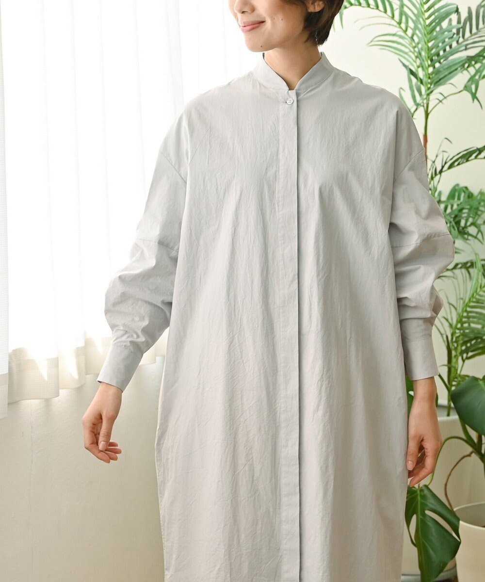 【ムーク/muuc】の〈2WAY〉〈遠州織物の工場で織られた上質なコットン生地〉スタンドカラー 羽織り&シャツワンピース インテリア・キッズ・メンズ・レディースファッション・服の通販 founy(ファニー) ファッション Fashion レディースファッション Fashion for Women ワンピース Dresses シャツワンピース / 1枚で着映えコーデ Shirt Dresses キャンバス Canvas, Canvas Fabric スタンド Stand Collar, Upright Stand 手編み Hand-Knitted, Handmade Knit パターン Pattern, Design Print A/W・秋冬 Autumn/Winter S/S・春夏 SS, Spring/Summer, Warm Season 再入荷 Restock / Back in Stock 夏 Summer ライトグレー|ID: prp329100004675444 ipo3291000000034316372