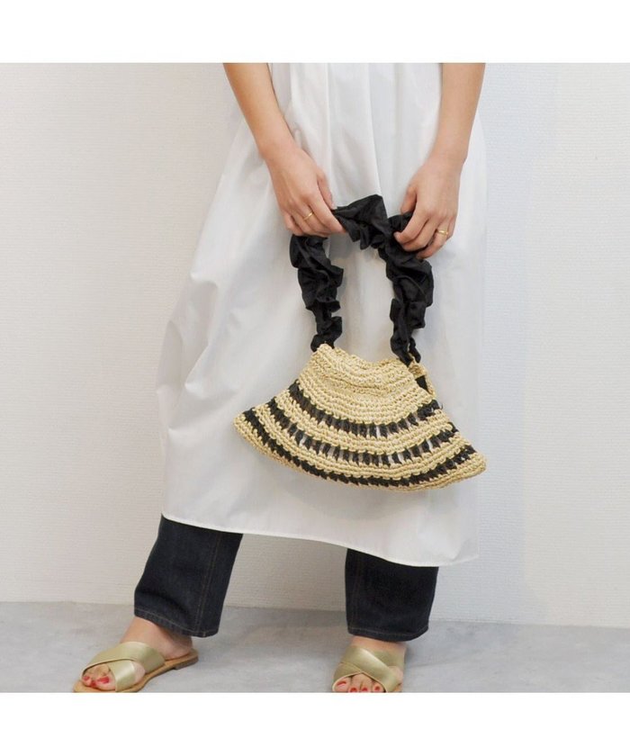 【アンビリオン/UNBILLION】のkakatoo トライアングルペーパークロッシェバッグ インテリア・キッズ・メンズ・レディースファッション・服の通販 founy(ファニー) https://founy.com/ ファッション Fashion レディースファッション Fashion for Women バッグ Bags シンプル Simple, Minimal 財布 Wallet, Purse トライアングル Triangle, Triangular Shape ハンド Hand, Handmade フェミニン Feminine, Girly フリル Frill, Ruffle ペーパー Paper, Kraft Paper ポケット Pocket, Pocket Detail マグネット Magnet, Magnetic Closure 再入荷 Restock / Back in Stock |ID: prp329100004675461 ipo3291000000034314723