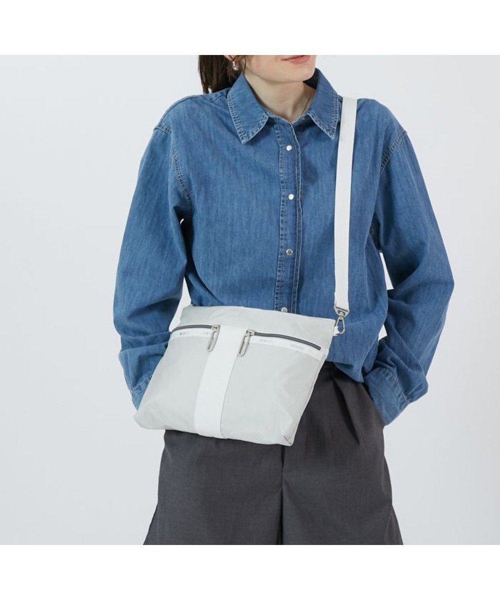 【レスポートサック/LeSportsac】のPOUCH CROSSBODY/ブランC 人気、トレンドファッション・服の通販 founy(ファニー) 　ファッション　Fashion　レディースファッション　Fashion for Women　コンパクト　Compact, Small Size　軽量　Lightweight, Ultra Light　ショルダー　Shoulder, Shoulder Strap　シンプル　Simple, Minimal　スリム　Slim, Slim Fit　財布　Wallet, Purse　定番　Standard, Basic Item　人気　Popular, Best Seller　プリント　Print, Printed Pattern　ポケット　Pocket, Pocket Detail　ポーチ　Pouch, Small Case　無地　Plain, Solid Color　おすすめ　Recommended / Our Picks　 other-1|ID: prp329100004675469 ipo3291000000033785387