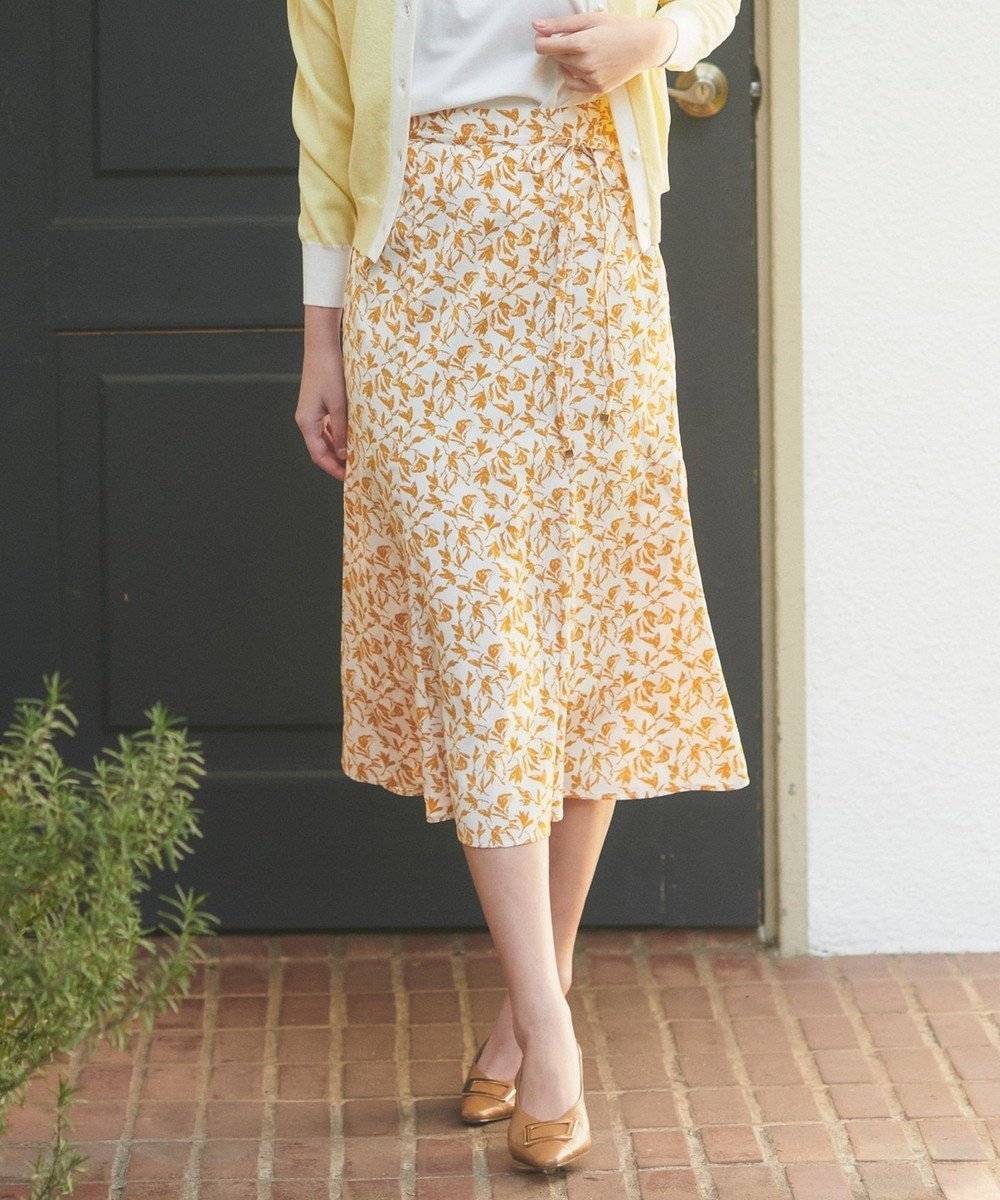 【フェルゥ/Feroux】のフラワープリント スカート インテリア・キッズ・メンズ・レディースファッション・服の通販 founy(ファニー) 　ファッション　Fashion　レディースファッション　Fashion for Women　スカート　Skirts　イエロー　Yellow　フラワー　Flower, Floral　プリント　Print, Printed Pattern　夏　Summer　春　Spring　S/S・春夏　SS, Spring/Summer, Warm Season　ホワイト系1|ID: prp329100004675504 ipo3291000000036280736