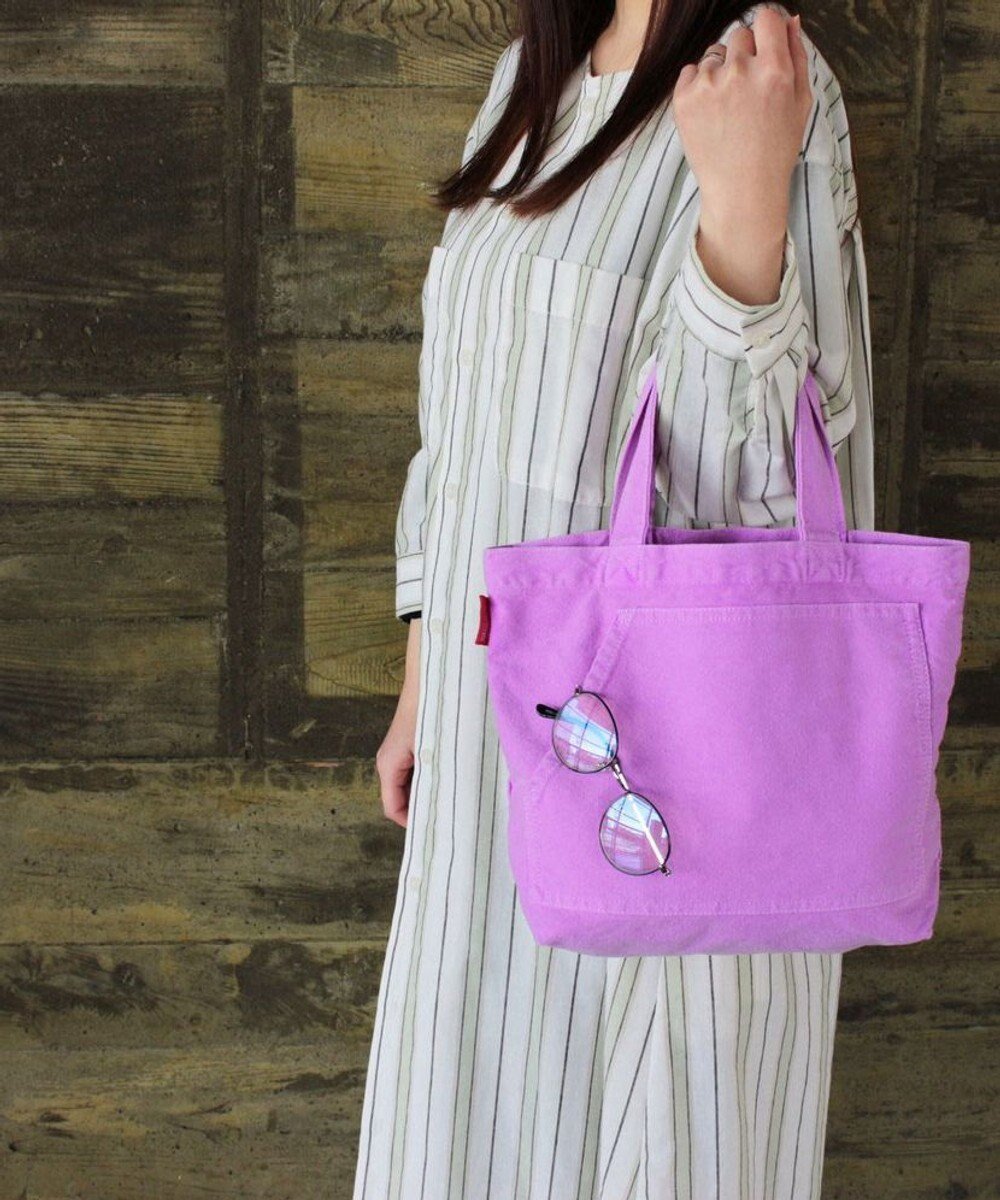 【ルートート/ROOTOTE】の6468【直営店限定】RT.デリ.スパーク-A インテリア・キッズ・メンズ・レディースファッション・服の通販 founy(ファニー) 　ファッション　Fashion　レディースファッション　Fashion for Women　バッグ　Bags　アクセサリー　Fashion Accessories　カメラ　Camera Accessories　シンプル　Simple, Minimal　スカーフ　Scarf, Neckwear　スマホ　Smartphone, Mobile Device　財布　Wallet, Purse　チャーム　Charm, Pendant　ブライト　Bright, Shiny　ポケット　Pocket, Pocket Detail　ポーチ　Pouch, Small Case　新作・新入荷　New Arrivals / New In　02:パープル|ID: prp329100004675519 ipo3291000000034316770