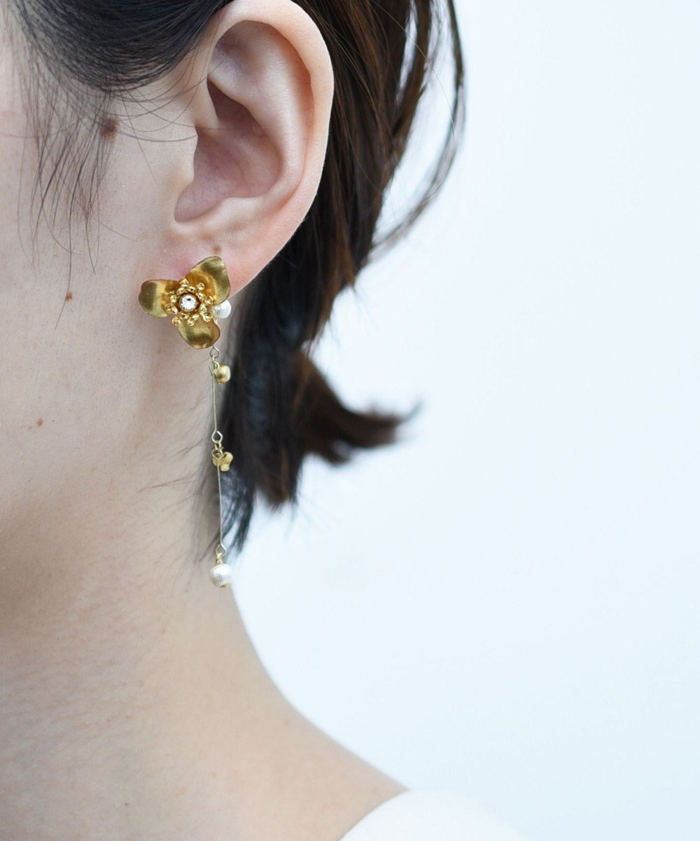 【モンシロ/monshiro】の【スワロフスキー】シュウカイドウニハチライン イヤリング インテリア・キッズ・メンズ・レディースファッション・服の通販 founy(ファニー) ファッション Fashion レディースファッション Fashion for Women ジュエリー Jewelry ファッションリング Fashion Rings イヤリング・フープ・ドロップタイプ Hoop, Drop & Clip Earrings アクセサリー Fashion Accessories イヤリング Earrings ヴィンテージ Vintage Style クリスタル Crystal, Swarovski ジュエリー Jewelry, Accessories スワロフスキー Swarovski, Crystal Accent パーティ Party, Party Style ボックス Boxy, Box Shape モチーフ Motif, Design Theme セレモニー Ceremony 結婚式 Wedding ゴールド|ID: prp329100004675549 ipo3291000000034315830