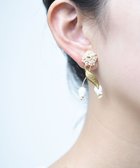 【モンシロ/monshiro】のスズラン イヤリング ホワイト×ゴールド|ID: prp329100004675552 ipo3291000000034315841