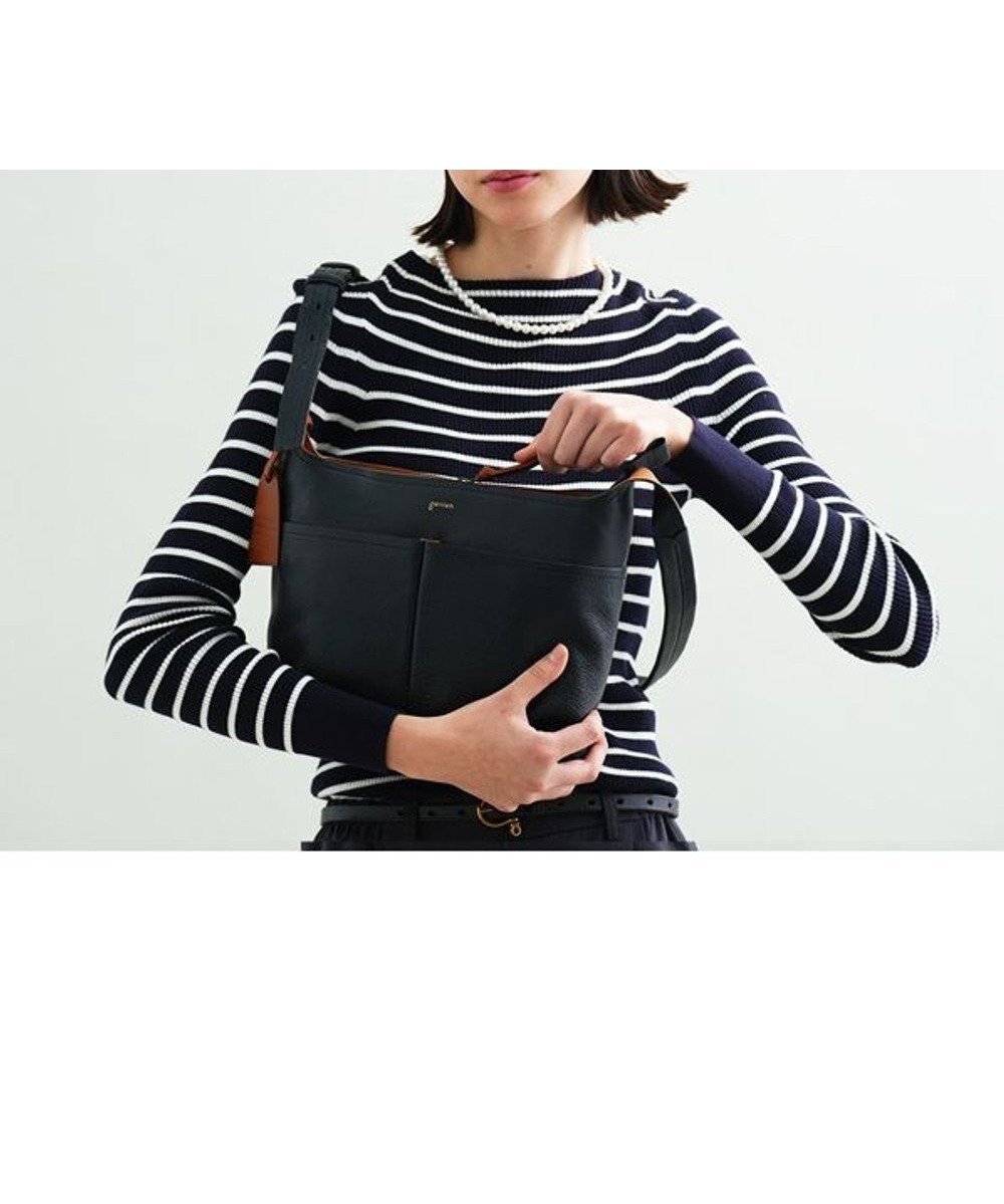 【ゲンテン/genten】のタスカ ショルダーバッグ インテリア・キッズ・メンズ・レディースファッション・服の通販 founy(ファニー) 　ファッション　Fashion　レディースファッション　Fashion for Women　バッグ　Bags　ショルダー　Shoulder, Shoulder Strap　フロント　Front, Front Design　ベーシック　Basic, Essential　ポケット　Pocket, Pocket Detail　リュック　Backpack, Rucksack　ビジネス 仕事 通勤　Business / Work / Commuting　ネイビー|ID: prp329100004675577 ipo3291000000034317036