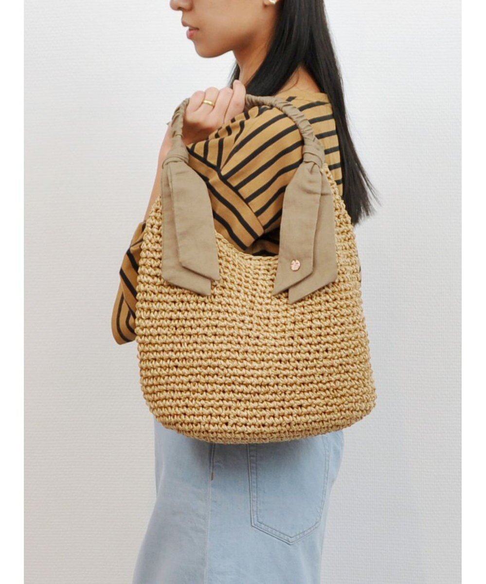 【アンビリオン/UNBILLION】のcachecache 下がりリボンワンハンドルトートバッグ インテリア・キッズ・メンズ・レディースファッション・服の通販 founy(ファニー) 　ファッション　Fashion　レディースファッション　Fashion for Women　バッグ　Bags　カラフル　Colorful Design　ショルダー　Shoulder, Shoulder Strap　財布　Wallet, Purse　トレンド　Trend, Trending Now　ハンド　Hand, Handmade　ビビッド　Vivid, Bright Tone　フィット　Fit, Slim Fit　ペーパー　Paper, Kraft Paper　ポーチ　Pouch, Small Case　ミックス　Mix, Mixed Style　モチーフ　Motif, Design Theme　リボン　Ribbon, Bow　再入荷　Restock / Back in Stock　ブラウン|ID: prp329100004675609 ipo3291000000034317307