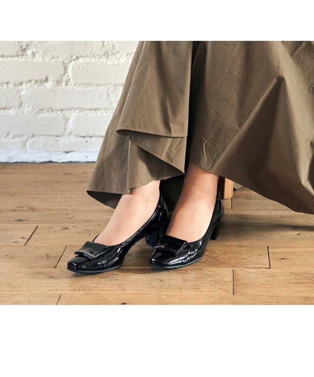 【リズ ラフィーネ/Riz raffinee】のRiz raffinee 【レイン対応】スクエアトゥレインパンプス インテリア・キッズ・メンズ・レディースファッション・服の通販 founy(ファニー) ファッション Fashion レディースファッション Fashion for Women スクエア Square, Square Shape モダン Modern, Contemporary モチーフ Motif, Design Theme ライニング Inner Lining, Inner Fabric, Lined レイン Rain, Rainproof 日本製 Made In Japan ブラックエナメル|ID: prp329100004675629 ipo3291000000034318112