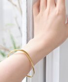 【フィービィー/phoebe】の≪TV番組着用商品≫スムースウェーブバングル ゴールド|ID: prp329100004675648 ipo3291000000033786040