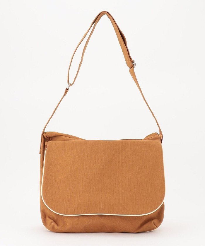 【ユーシ/YUSHI】のARLE - FLAP SHOULDER 帆布ショルダーバッグ インテリア・キッズ・メンズ・レディースファッション・服の通販 founy(ファニー) https://founy.com/ ファッション Fashion レディースファッション Fashion for Women バッグ Bags ショルダー Shoulder, Shoulder Strap シンプル Simple, Minimal トレンド Trend, Trending Now 定番 Standard, Basic Item パイピング Piping, Trim Design ビッグ Big, Oversized フィット Fit, Slim Fit フラップ Flap, Flap Pocket ボストンバッグ Boston Bag, Retro Bag ポケット Pocket, Pocket Detail 日本製 Made In Japan |ID: prp329100004675656 ipo3291000000034318259