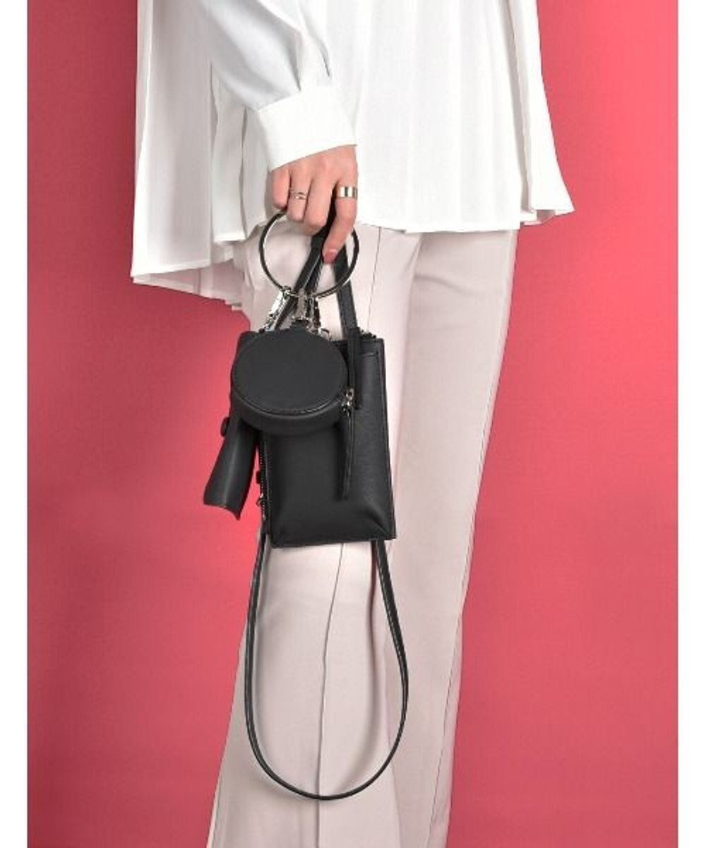 【ラ バガジェリー/LA BAGAGERIE】の【MONICA】3連マルチショルダーバッグ インテリア・キッズ・メンズ・レディースファッション・服の通販 founy(ファニー) ファッション Fashion レディースファッション Fashion for Women バッグ Bags アクセサリー Fashion Accessories ショルダー Shoulder, Shoulder Strap スマート Smart, Elegant トライアングル Triangle, Triangular Shape ポケット Pocket, Pocket Detail ポーチ Pouch, Small Case ラップ Wrap, Wrap Design ブラック|ID: prp329100004675681 ipo3291000000034211518