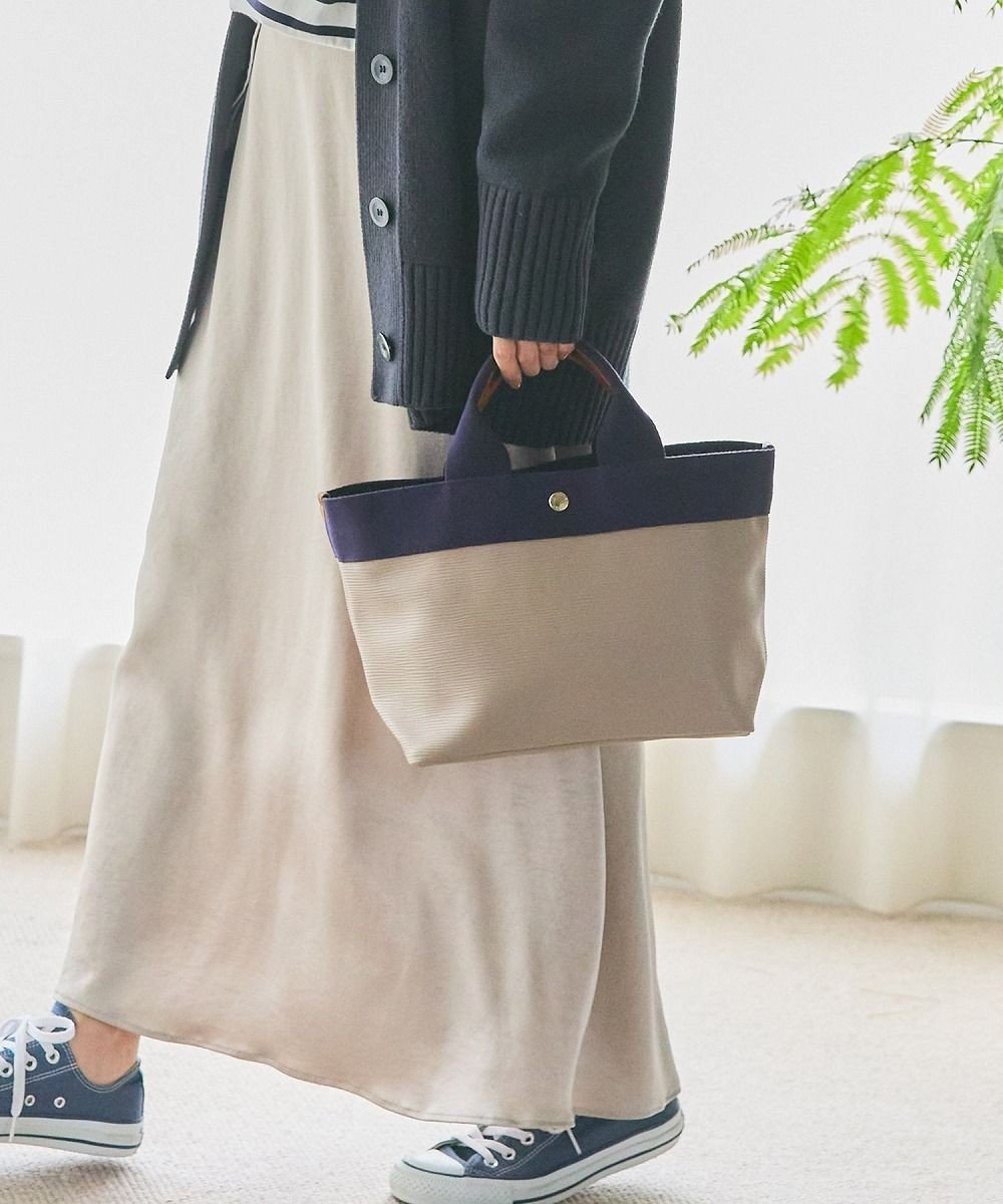 【トプカピ/TOPKAPI】の【Breath TOPKAPI】リプルネオレザー ミニトートバッグ インテリア・キッズ・メンズ・レディースファッション・服の通販 founy(ファニー) 　ファッション　Fashion　レディースファッション　Fashion for Women　バッグ　Bags　クール　Cool, Chic　軽量　Lightweight, Ultra Light　ショルダー　Shoulder, Shoulder Strap　シンプル　Simple, Minimal　トラベル　Travel, Travel Gear　人気　Popular, Best Seller　ビーチ　Beach, Seaside　ポーチ　Pouch, Small Case　モダン　Modern, Contemporary　リゾート　Resort, Vacation Style　ワンポイント　One Point, Statement Accent　おすすめ　Recommended / Our Picks　グレージュ|ID: prp329100004675729 ipo3291000000034318788