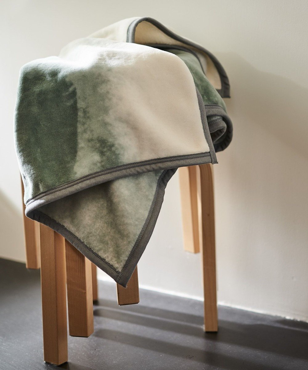 【ルームアンドスプール/LOOM&SPOOL】のFOL綿毛布ブランケット/カーキ 人気、トレンドファッション・服の通販 founy(ファニー) ファッション Fashion レディースファッション Fashion for Women グラデーション Gradient, Ombre 抗菌 Antibacterial, Bacteria-Resistant スリッパ Slippers, Room Shoes ダブル Double, Double-Breasted テクスチャー Texture, Textured Fabric ブランケット Blanket, Throw Blanket プリント Print, Printed Pattern other-1|ID: prp329100004675741 ipo3291000000034318587