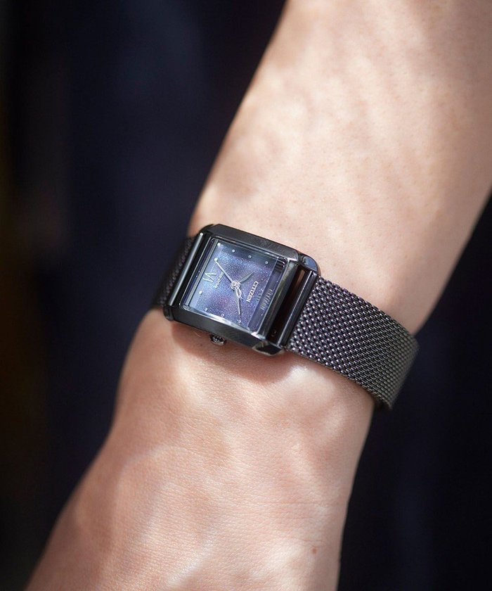 【シチズン/CITIZEN】の【光発電エコ・ドライブ】ハンサムなスクエアケース 替えバンド付き ブラック ネイビー インテリア・キッズ・メンズ・レディースファッション・服の通販 founy(ファニー) https://founy.com/ ファッション Fashion レディースファッション Fashion for Women エレガント 上品 Elegant 腕時計 Wristwatch ガラス Glass, Glassware シェイプ Shape, Slim Fit スクエア Square, Square Shape 時計 Watch, Wristwatch メッシュ Mesh, Net Fabric モダン Modern, Contemporary |ID: prp329100004675771 ipo3291000000033786479