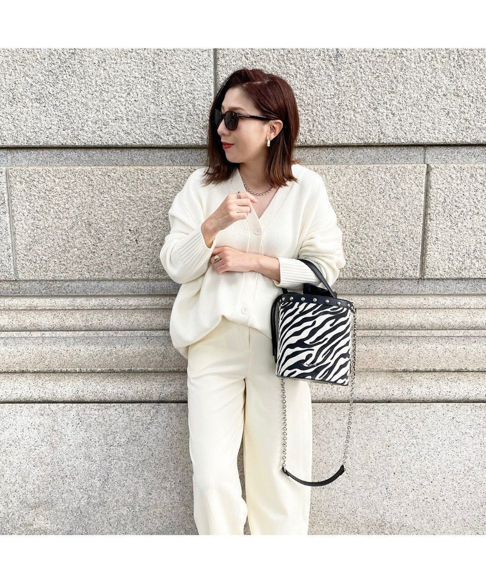 【ラ バガジェリー/LA BAGAGERIE】の【インスタグラマー chiyoさん×LA BAGAGERIE】チェーンバケツバッグ 人気、トレンドファッション・服の通販 founy(ファニー) 　ファッション　Fashion　レディースファッション　Fashion for Women　バッグ　Bags　ショルダー　Shoulder, Shoulder Strap　シルバー　Silver, Metallic Silver　シンプル　Simple, Minimal　スタッズ　Studs, Metal Accents　財布　Wallet, Purse　チェック　Check, Plaid, Tartan　チェーン　Chain, Chain Strap　ハンカチ　Handkerchief, Hanky　バケツ　Bucket, Bucket Style　ベーシック　Basic, Essential　ポケット　Pocket, Pocket Detail　ポーチ　Pouch, Small Case　ラップ　Wrap, Wrap Design　 other-1|ID: prp329100004675801 ipo3291000000034318194