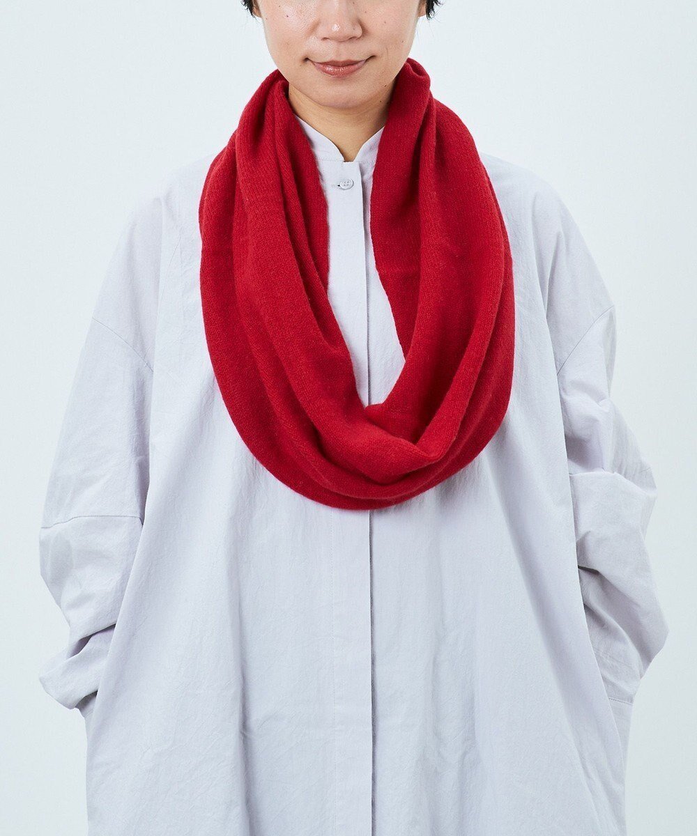 【アンドウール/AND WOOL】の〈上質な素材と手仕事から生まれた優しいニット〉カシミヤ100%のスヌード インテリア・キッズ・メンズ・レディースファッション・服の通販 founy(ファニー) 　ファッション　Fashion　レディースファッション　Fashion for Women　トップス・カットソー　Cut & Sew Tops　ニット　Knit Tops & Sweaters　マフラー・スヌード / 冬小物の定番　Scarves & Mufflers　キャンバス　Canvas, Canvas Fabric　スヌード　Snood, Infinity Scarf　手編み　Hand-Knitted, Handmade Knit　ベーシック　Basic, Essential　マフラー　Scarf, Muffler　A/W・秋冬　Autumn/Winter　ギフト プレゼント　Gift / Present　レッド|ID: prp329100004675949 ipo3291000000033787106