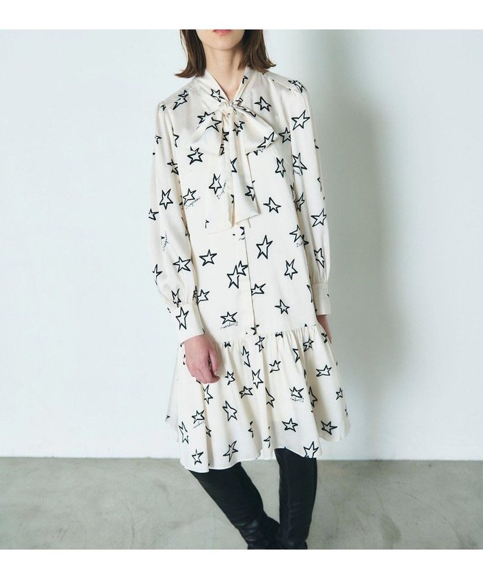 【グレース コンチネンタル/GRACE CONTINENTAL】のスタープリントミニワンピース インテリア・キッズ・メンズ・レディースファッション・服の通販 founy(ファニー) https://founy.com/ ファッション Fashion レディースファッション Fashion for Women ワンピース Dresses エレガント 上品 Elegant カーディガン Cardigan, Knitwear ギャザー Gathered, Ruffled ジャケット Jacket, Outerwear ドレープ Drape, Draping Fabric フレア Flare, Flared フロント Front, Front Design モチーフ Motif, Design Theme ヴィンテージ Vintage Style A/W・秋冬 Autumn/Winter |ID: prp329100004676109 ipo3291000000033788321
