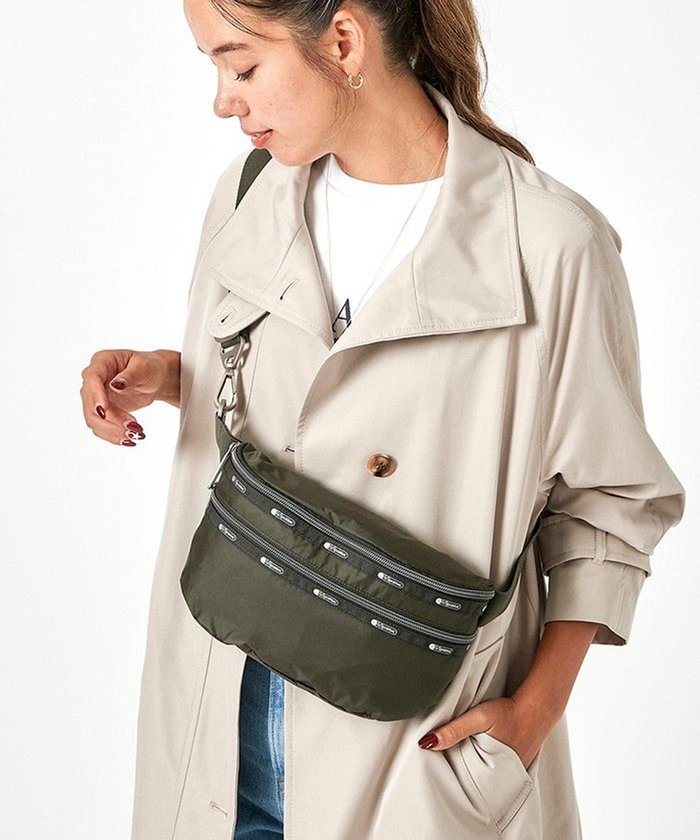 【レスポートサック/LeSportsac】のESSENTIAL BELT BAG/グラベルC インテリア・キッズ・メンズ・レディースファッション・服の通販 founy(ファニー) https://founy.com/ ファッション Fashion レディースファッション Fashion for Women ポーチ&ミニバッグ Pouches & Mini Bags アウトドア Outdoor Clothing スポーツ Sports, Activewear スポーティ Sporty, Casual Athletic スマート Smart, Elegant 財布 Wallet, Purse トラベル Travel, Travel Gear 人気 Popular, Best Seller プリント Print, Printed Pattern ポケット Pocket, Pocket Detail ポーチ Pouch, Small Case 無地 Plain, Solid Color おすすめ Recommended / Our Picks 旅行 Travel |ID: prp329100004676152 ipo3291000000033788480