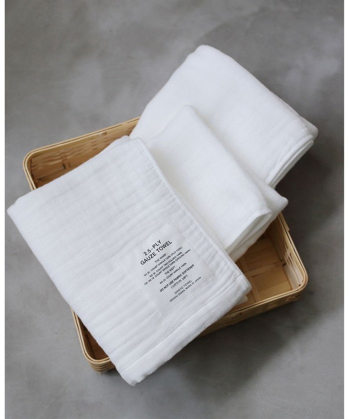 【神藤タオル/SHINTO TOWEL】の【2.5-PLY GAUZE】バスタオル ホワイト Mサイズ インテリア・キッズ・メンズ・レディースファッション・服の通販 founy(ファニー) https://founy.com/ ファッション Fashion レディースファッション Fashion for Women 吸水 Absorbent, Quick-Dry タオル Towel, Bath Towel |ID: prp329100004676282 ipo3291000000033788972