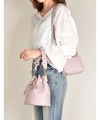 【ラ バガジェリー/LA BAGAGERIE】の【MONICA】編み込みハンドル2WAYバッグ 人気、トレンドファッション・服の通販 founy(ファニー) ファッション Fashion レディースファッション Fashion for Women バッグ Bags ポーチ Pouch, Small Case ラップ Wrap, Wrap Design thumbnail ラベンダー|ID: prp329100004676304 ipo3291000000034257841