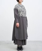 【ムーク/muuc】の〈2WAY〉〈遠州織物の工場で織られた上質なコットン・シアサッカー生地〉〈通年着られる〉筆記帳刺繍ノーカラー 羽織り&ワンピースドレス グレー|ID: prp329100004676358 ipo3291000000034258649