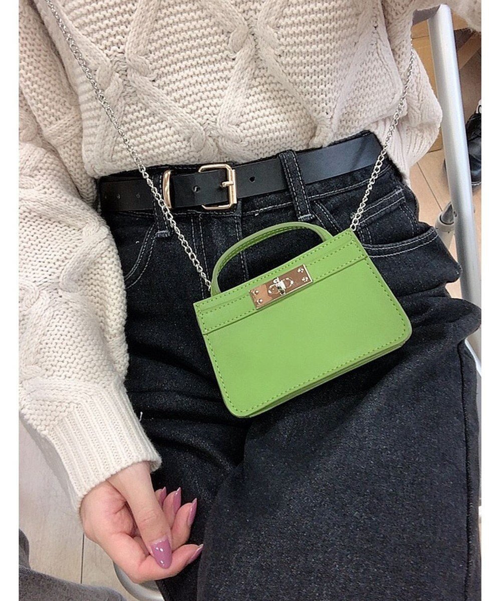 【ラ バガジェリー/LA BAGAGERIE】の【MONICA】マイクロチェーンバッグ インテリア・キッズ・メンズ・レディースファッション・服の通販 founy(ファニー) 　ファッション　Fashion　レディースファッション　Fashion for Women　バッグ　Bags　おすすめ　Recommended / Our Picks　アクセサリー　Fashion Accessories　コンパクト　Compact, Small Size　スクエア　Square, Square Shape　スマート　Smart, Elegant　ポケット　Pocket, Pocket Detail　リップ　Lip, Lip Motif　グリーン|ID: prp329100004676515 ipo3291000000034261472