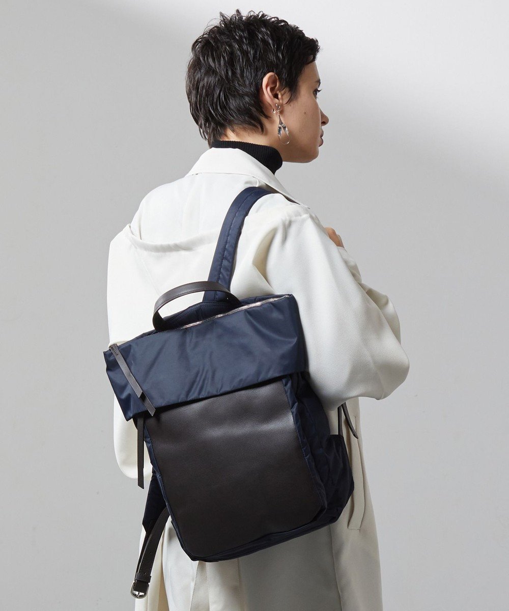 【イザック/Y'SACCS】のリサイクルナイロン×カウレザー ラップリュック インテリア・キッズ・メンズ・レディースファッション・服の通販 founy(ファニー) 　ファッション　Fashion　レディースファッション　Fashion for Women　バッグ　Bags　スマート　Smart, Elegant　フェミニン　Feminine, Girly　ポケット　Pocket, Pocket Detail　ラップ　Wrap, Wrap Design　リュック　Backpack, Rucksack　ネイビー|ID: prp329100004676590 ipo3291000000034262154