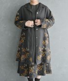 【ムーク/muuc】の〈通年着られる心地よいリネンウール〉フクシアの花刺繍 シェルボタン使用 裏地有り テーラードカラー比翼仕立てコート チャコールグレー|ID: prp329100004676698 ipo3291000000034263038