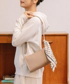 【アンビリオン/UNBILLION】の【テレビ ドラマ着用アイテム】cachecache WEB限定スカーフ付ボックスショルダー オーク|ID: prp329100004676914 ipo3291000000034263871