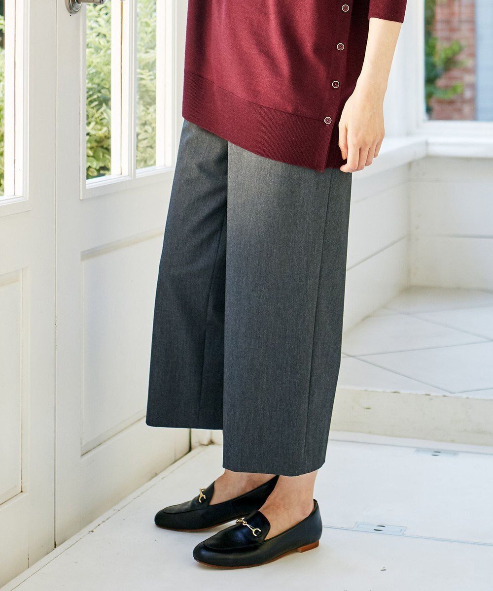 【ジェイ プレス/J.PRESS】の【洗える】T/Rアルガンシルク ワイド パンツ インテリア・キッズ・メンズ・レディースファッション・服の通販 founy(ファニー) 　ファッション　Fashion　レディースファッション　Fashion for Women　パンツ　Pants & Trousers　ストレッチ　Stretch, Stretchy Fabric　ワイド　Wide, Wide Fit　洗える　Machine Washable　A/W・秋冬　Autumn/Winter　グレー系|ID: prp329100004677002 ipo3291000000033791661