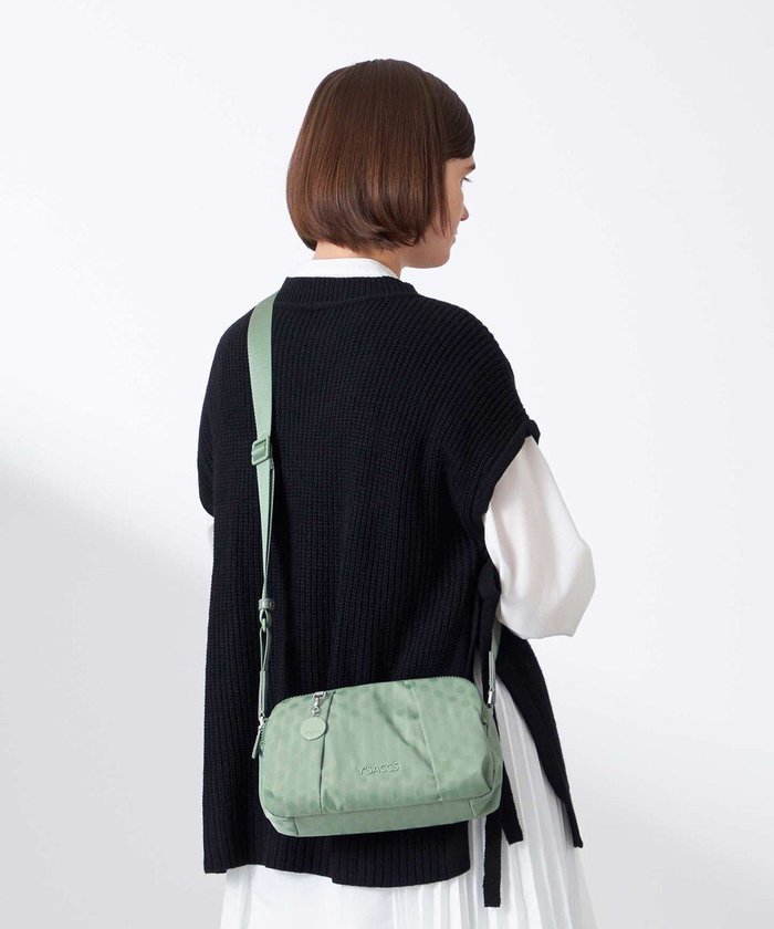 【イザック/Y'SACCS】のPolka Dots ポシェット インテリア・キッズ・メンズ・レディースファッション・服の通販 founy(ファニー) https://founy.com/ ファッション Fashion レディースファッション Fashion for Women エナメル Patent Leather コンビ Combo, Combination Style ドット Polka Dot, Dot Pattern ポケット Pocket, Pocket Detail ポシェット Pochette, Mini Bag リップ Lip, Lip Motif エレガント 上品 Elegant |ID: prp329100004677020 ipo3291000000033791730